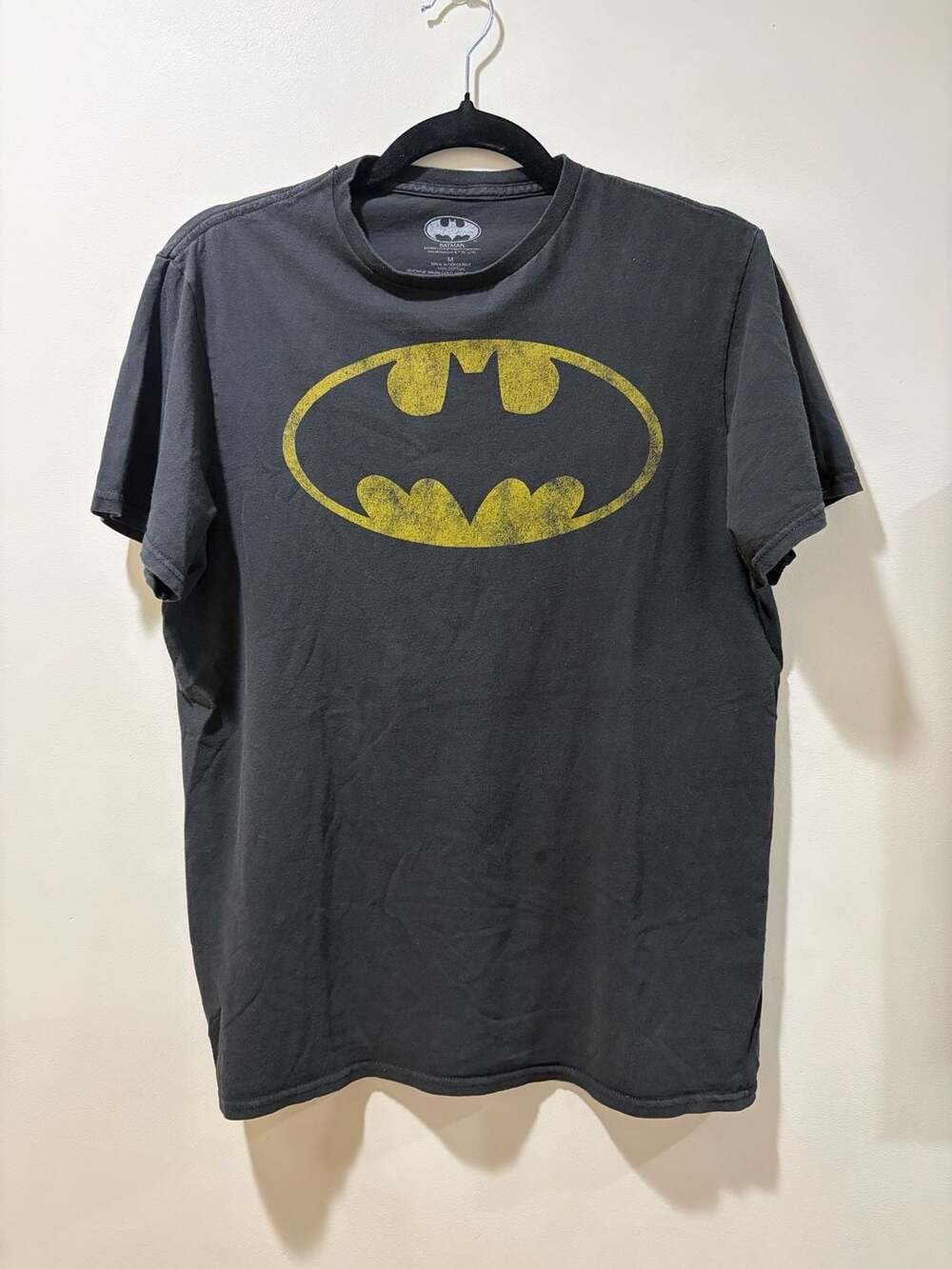 DC Comics Batman Distressed Logo Black T-Shirt Medium